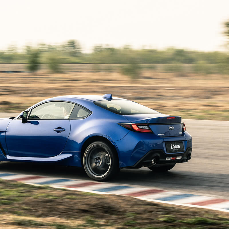 SUBARU BRZ